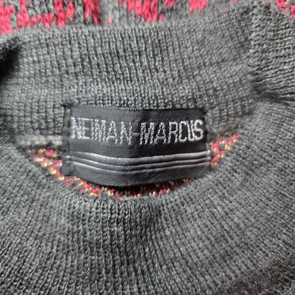 Vintage Neiman Marcus Graphic Sweater Women's - Picture 9 of 9